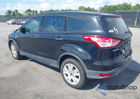 2016 Ford Escape S z USA, uszkodzony, nr VIN 1FMCU0F78GUB88268